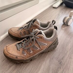 Women’s Oboz Hiking Shoes